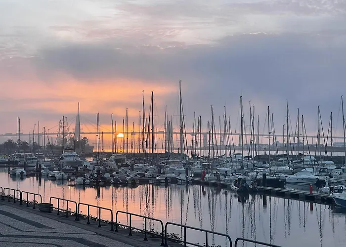 Patio Da Foz - Tres Accueillant Centre-ville * フィゲイラ・ダ・フォズ